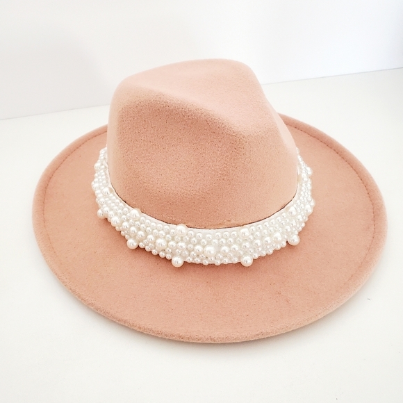 Women's Fedora Tan Wool Hat with Pearl Ban